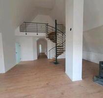 Schöne 4 ZiWo mit großen Balkon - Oberaurach