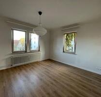 Schöne 2,5-Zi-Altbauwohnung - 1.000,00 EUR Kaltmiete, in Stuttgart (PLZ: 70565) Vaihingen