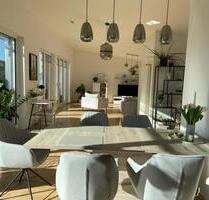 Lichtdurchflutete 2-Zi.-Loftwohnung mit Balkon, 105 m², Nürnberg