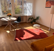 AB 1125 oder 1225: Möblierte Wohnung in München-Berg am Laim