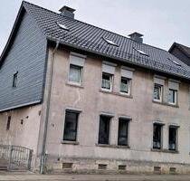 Haus Einfamilienhaus mit großem Grundstück Garten Garage Stall - Königslutter am Elm