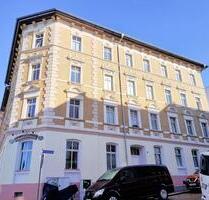 Renovierter Altbau-Charme, 2,5 Raum-DG-Wohnung mit neuw. EBK! - Gera Alt-Bieblach
