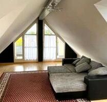 Vermiete Spitzdachwohnung in Rosengarten Westheim
