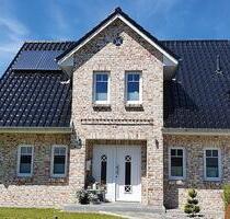 Wunderschönes Neubau 2-Familienhaus mit 2 Wohnungen in Toplage - Tangstedt