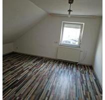 2,5 Dachwohnung - 900,00 EUR Kaltmiete, in Senden (PLZ: 89250)
