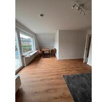 Freundliche kernsanierte 3-Zimmer-Wohnung ab dem 01.12. - Stockelsdorf