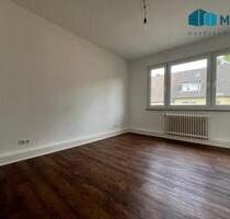 Renovierte 3 Zimmer Wohnung in begehrter Wohnlage mit Balkon! - Essen Stadtbezirk III