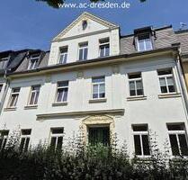 Sorgenfrei mieten: Helle EG-Wohnung mit Terrasse & Einbauküche in Ebersdorf! - Chemnitz