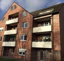 Ruhige 3,5 Raum DG Wohnung mit Balkon in Gelsenkirchen Buer