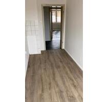 renovierte Zweizimmer-Wohnung in 47137 Meiderich - Duisburg Mittelmeiderich