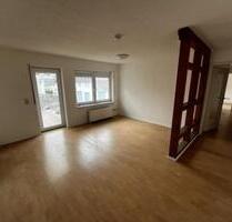 Verkaufe - schöne 5-Zimmerwohnung mit Balkon im OG - Trochtelfingen