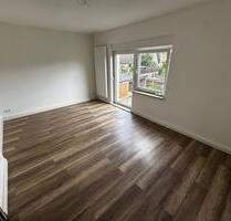 2 Raum Wohnung - 299,00 EUR Kaltmiete, in Neukirchen/Pleiße (PLZ: 08459)
