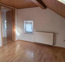 2 Zimmer DG-Wohnung in Nalbach am Litermont