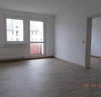 4-R-Wohnung * Balkon * Schule + Kita nebenan * bezugsfertig - Ronneburg