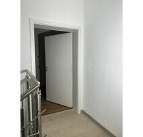 Erstbezug Neubau Dachgeschosswohnung in Blaubeuren-Gerhausen, hochwertig, modern & mit zwei Balkonen