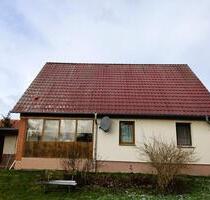 Einziehen und entwickeln – zwei Häuser, ein Preis. - Waren (Müritz)