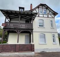 Schön geschnittene Wohnung mit Balkon und Garage in Weilburg