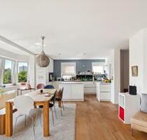++Seltene Gelegenheit in Frankfurt-West! 5-Zimmer-Maisonette mit Terrasse, Garten und Charme++ - Frankfurt am Main Mitte-West