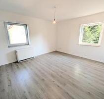 **Ab sofort: Helle Wohnung mit modernem Tageslichtbad und Laminat** - Marl Alt-Marl