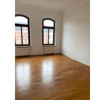 3-Zi.-Wohnung, Balkon, Bad mit Wanne und Dusche, EBK mögl. - Chemnitz Kapellenberg