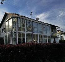 Apartes und lichtdurchflutetes Einfamilienhaus mit ELW - Spechbach