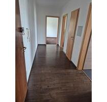 Gepflegte 2-Zimmer-Wohnung mit Balkon und EBK in Speyer
