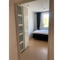 Wohnung zur Untermiete Langfristig ab sofort in Steglitz-Lankwitz - Berlin Steglitz-Zehlendorf