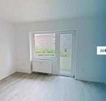 ++ HIER WIRDS GEMÜTLICH: Sanierte 3-Zimmer-Wohnung mit Balkon und Tageslichtbad zum Wohlfühlen ++ - Emden