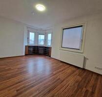 Single Apartment mit 1,5 Zimmer such Nachmieter - Ebersbach an der Fils