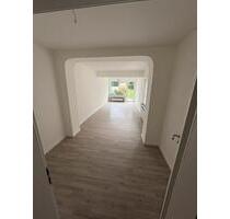 Kernsaniert 2-Zimmer-Wohnung mit Terrasse& Garten in Viersen-City