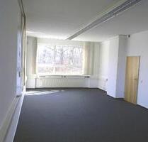 Büroraum Gewerbepark Voralb - 345,00 EUR Kaltmiete, in Göppingen (PLZ: 73037) Bruckwasen