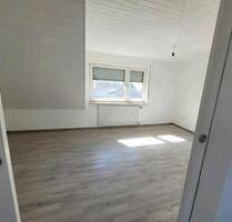 schöne wohnung in Gevenich - 750,00 EUR Kaltmiete, ca.  110,00 m² in Gevenich (PLZ: 56825)