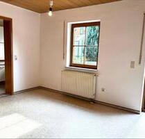 Helle 2-Zimmer-Wohnung mit Garten in Crailsheim (Roßfeld)