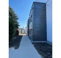 Neue & exklusive 3-Zimmer-Erdgeschosswohnung mit Balkon (A+) - Bünde