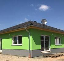 Bungalow mit Pool im Wohnpark Altchemnitz