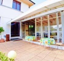 Stilvolles Zweifamilienhaus in Albstadt mit 1.531 m² Grund