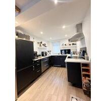 Schön geschnittene 2-Zimmer-Wohnung mit großzügiger Terrasse – Küchenübernahme möglich! - Rheda-Wiedenbrück