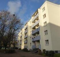 * in Sanierung * Flussviertel * 01.02.26 * - Halle (Saale) Halle-Neustadt