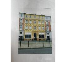 Renovierte 2-Zimmer-ETW mit Dusche und Balkon im 3. OG in Plauen