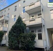 Helle, einfache 3-Raum-Wohnung mit Balkon, Tageslichtbad, Wanne und Abstellraum. Stellplatz möglich - Magdeburg Leipziger Straße