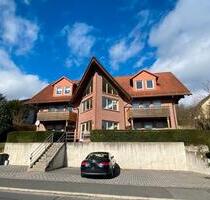 Attraktive lichtdurchflutete Dachgeschosswohnung - Homberg (Efze)