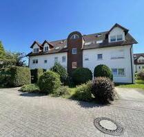 Geräumige 3-RWG im 1.OG mit Laminat, Tageslichtbad mit Wanne, Balkon & Stellplatz in ruhiger Lage! - Großpösna