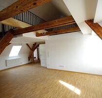 Studiowohnung mit Einbauküche und Balkon - Coburg