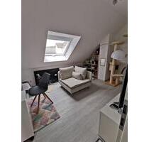 Lichtdurchflutete Dachgeschosswohnung mit sehr großem Süd-Balkon - Marburg Cappel