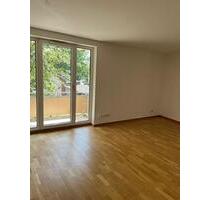 *** Schöne 3-Zimmer mit Balkon, Laminat und Abstellraum! *** - Chemnitz Helbersdorf