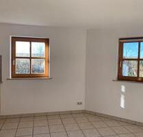 2 Zimmerwohnung mit Gartennutzung ab 1.12.2025 - Schwanfeld