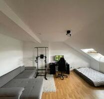 Kleine Dachgeschosswohnung in guter Lage - Witten Rüdinghausen