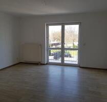 Renovierte 2-Raum DG-Wohnung mit Balkon - Mügeln
