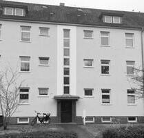 3-Zimmer-Altbauwohnung in HRO-Tweelviertel + Fremdenzimmer im DG - Rostock Hansaviertel