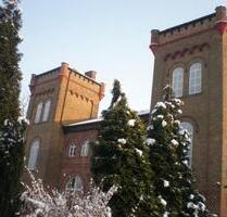 Aufgepasst! Wohnen in einer historischen Burg - Dortmund Mengede